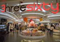 The inviting fruit display at the Kowloon store of the Hong Kong based retailer 3hrsixty. Sam Sin from Freco Int. Hong Kong, who are importers from around the world, showed Vietnam exporters from Central Retail retail and Thailand importer the local retail setup. They are looking at what is in season now and on display for them to export to Hong Kong.
